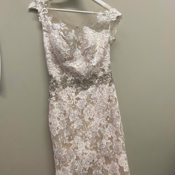 Country wedding dress - Picture 4 of 9